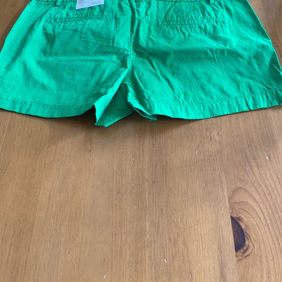 Brand new Gap shorts size 16 - Picture 3 of 3
